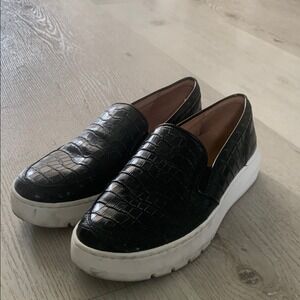 Vionic Women's Dinora Black Croc Casual Slip On Sneakers